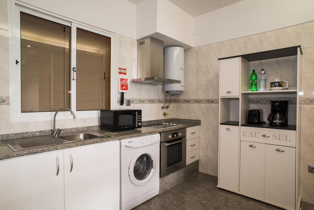 Ocean View Madeira Apartment Madalena do Mar Екстериор снимка