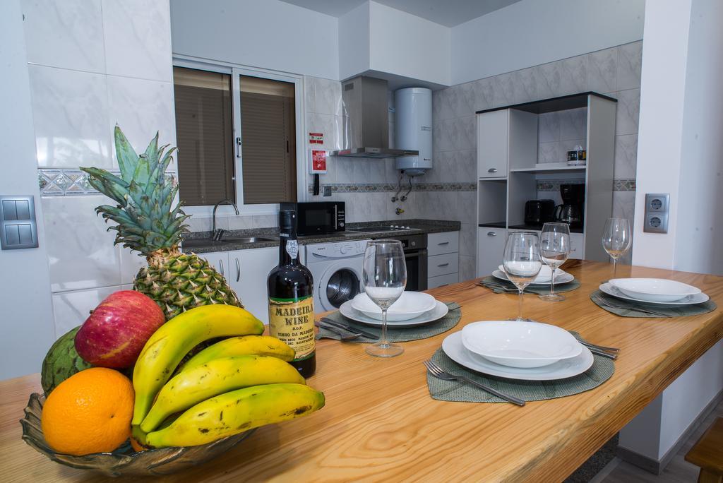 Ocean View Madeira Apartment Madalena do Mar Екстериор снимка