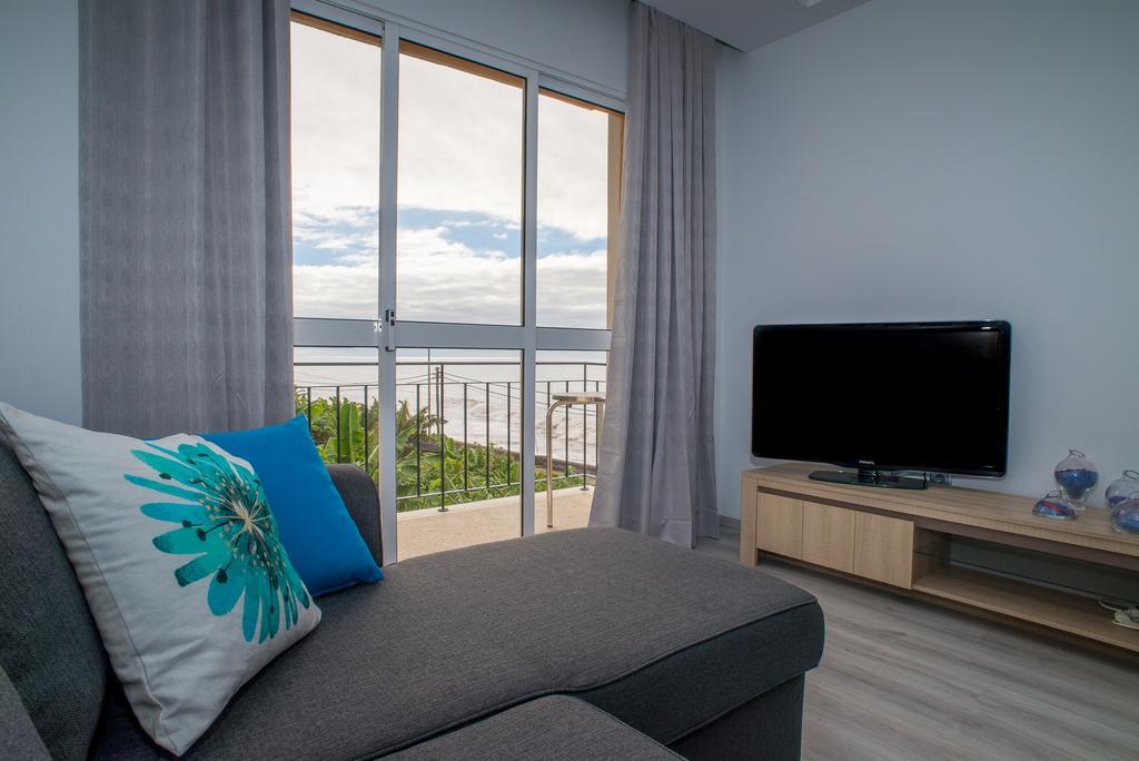 Ocean View Madeira Apartment Madalena do Mar Екстериор снимка
